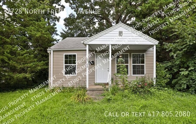 property at 2728 N Fremont Ave