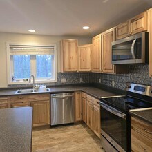 315 Old Concord Turnpike in Barrington, NH - Building Photo - Building Photo