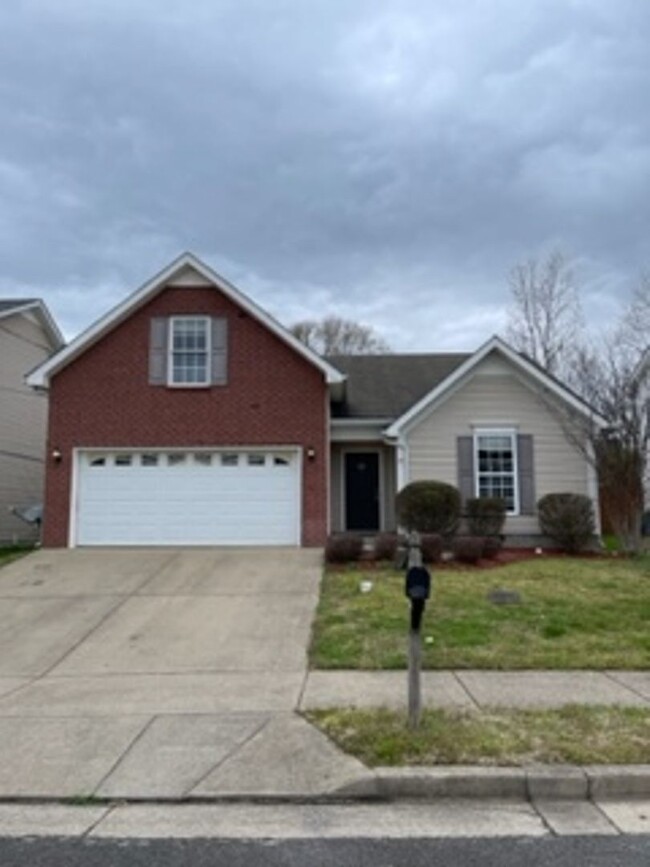 property at 8816 Cressent Glen Ct