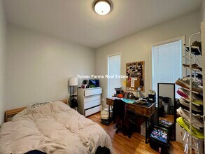 130 Boston St, Unit 2 in Boston, MA - Building Photo - Building Photo