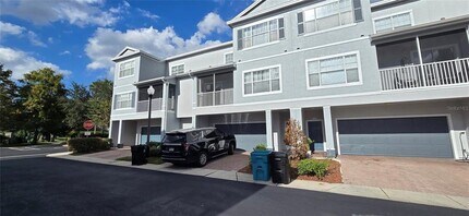 2316 Grand Central Pkwy in Orlando, FL - Building Photo - Building Photo