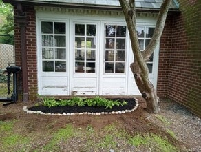 47 Monroe St in Huntington, NY - Building Photo - Building Photo