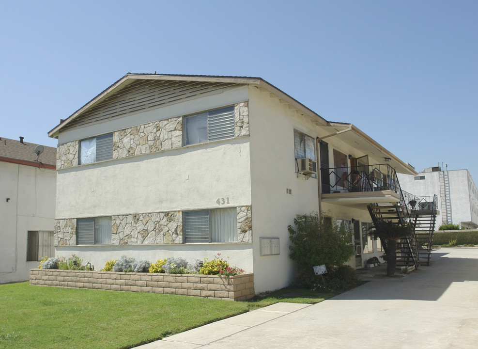 431 S Chapel Ave in Alhambra, CA - Building Photo