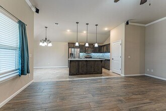 3911 Sledmere Ln in Norman, OK - Building Photo - Building Photo