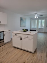 210 Pelham Rd in Fort Walton Beach, FL - Building Photo - Building Photo