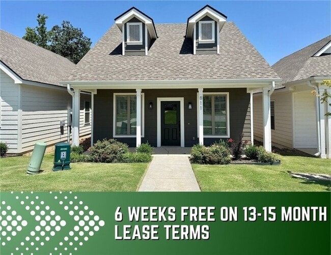 property at 811 NE Hts Ln