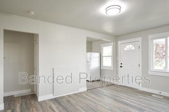 263 Maple St in Tooele, UT - Building Photo - Building Photo