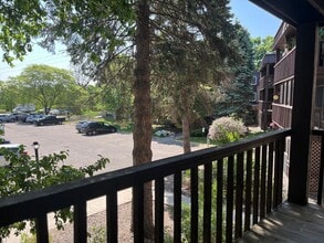 4207 Lakeside Ave N in Minneapolis, MN - Building Photo - Building Photo
