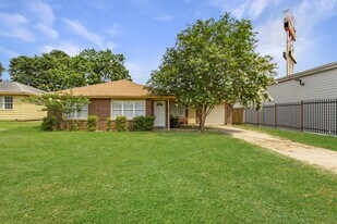 13206 Rockglen St, Unit 5921-111 in Houston, TX - Building Photo
