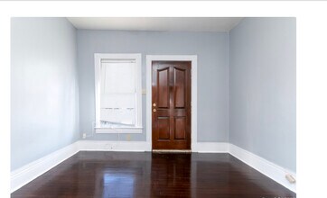 208 E Arsenal, Unit 1 in San Antonio, TX - Foto de edificio - Building Photo
