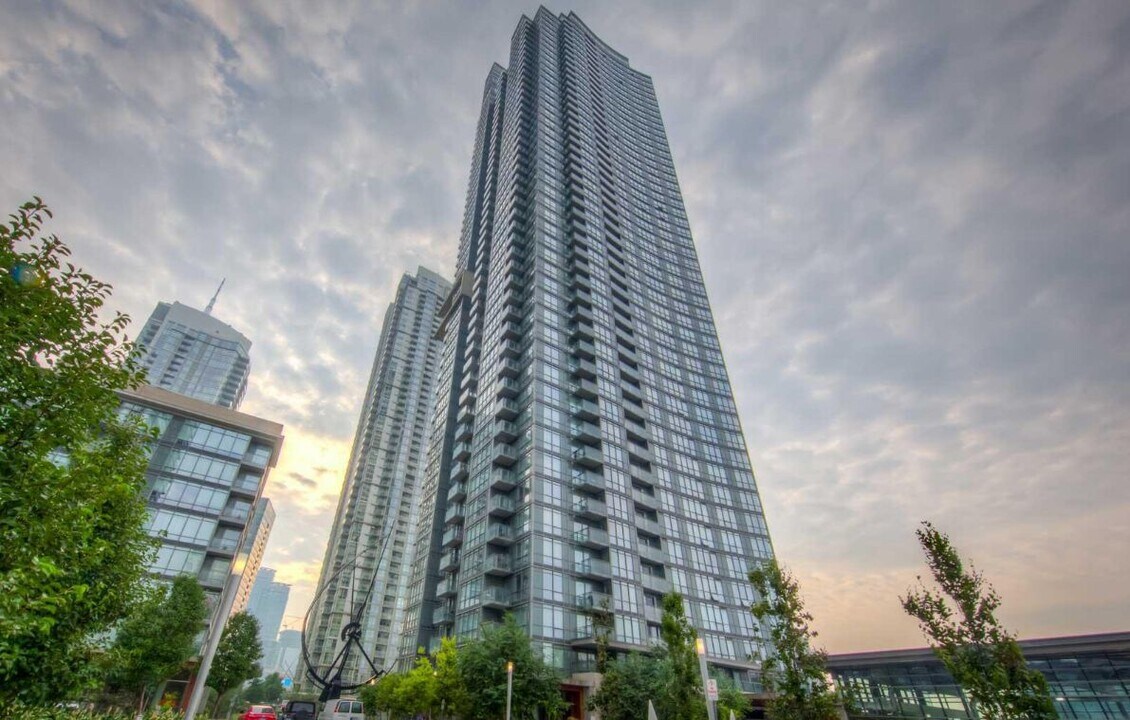 11-1511 Brunel Ct in Toronto, ON - Building Photo