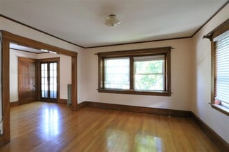 46 Saville St, Unit 2 in Cambridge, MA - Building Photo - Building Photo