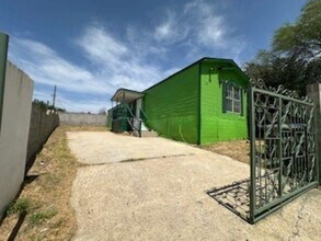 8508 Superior Dr in Laredo, TX - Building Photo - Building Photo