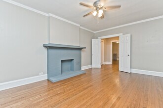 1019 Dempster St in Evanston, IL - Building Photo - Building Photo
