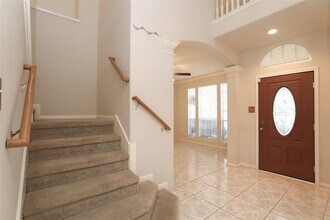 10511 N Shadowdale Dr in Houston, TX - Building Photo - Building Photo