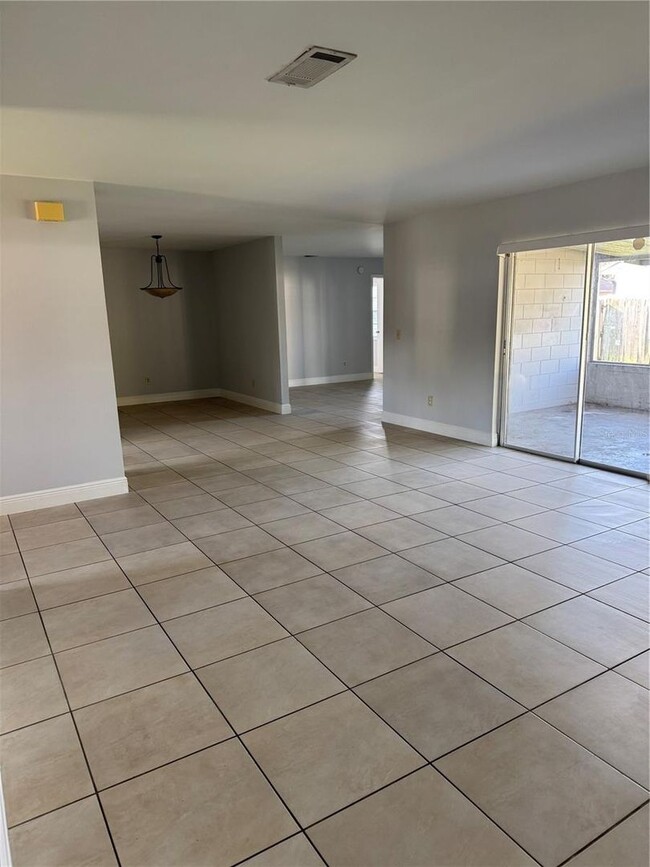 891 Florida Pkwy in Kissimmee, FL - Building Photo - Building Photo