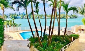 1 Century Ln in Miami Beach, FL - Building Photo