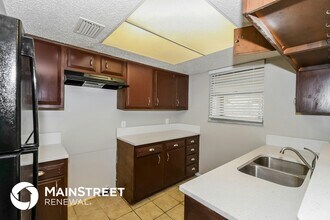 3331 Lakemar Pl in Jacksonville, FL - Building Photo - Building Photo