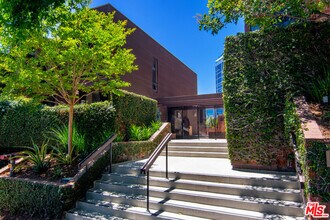 1033 Carol Dr in West Hollywood, CA - Building Photo - Building Photo