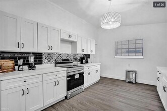 1420 NE 201st Terrace in Miami, FL - Building Photo - Building Photo