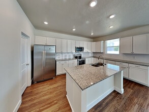 983 W 850 S in Springville, UT - Building Photo - Building Photo