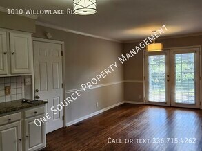 1010 Willowlake Rd in Winston-Salem, NC - Building Photo - Building Photo