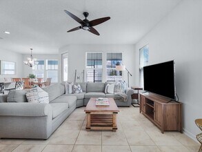 201 Daydream Ave in Yulee, FL - Building Photo - Building Photo