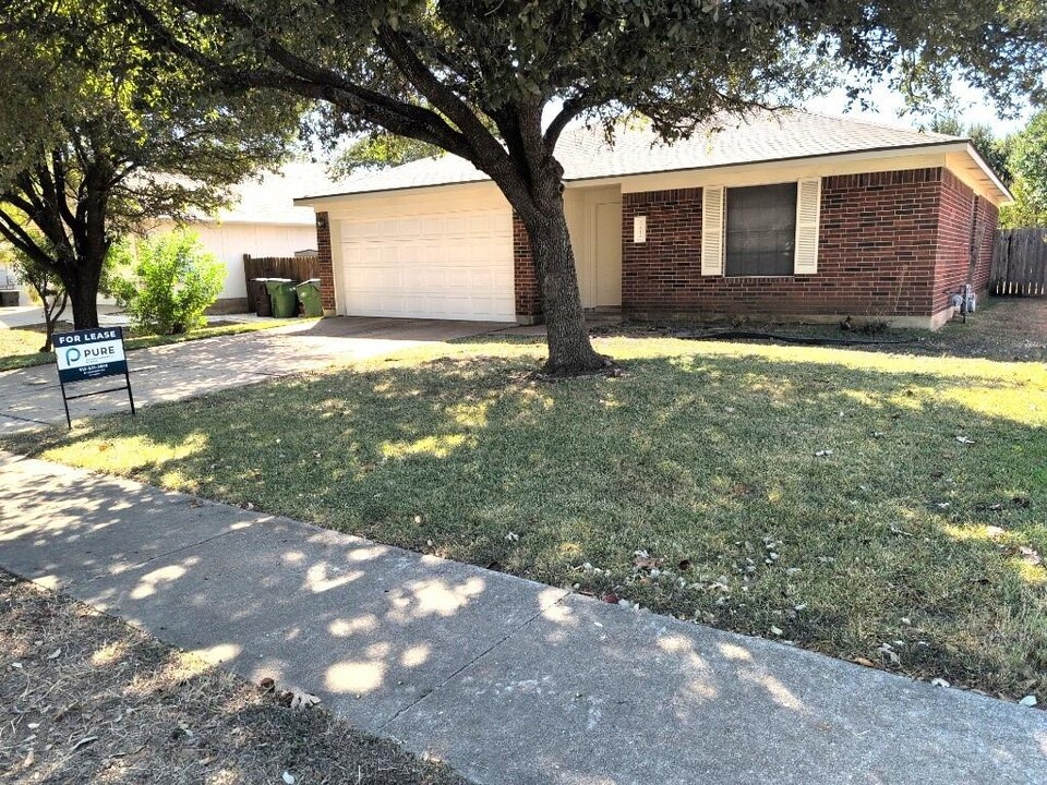 3414 Settlement Dr in Round Rock, TX - Building Photo