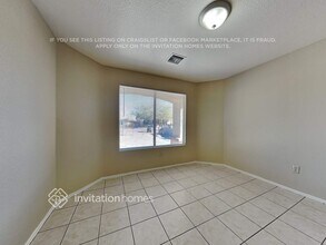 2527 E Wier Ave, Unit 07-104 in Phoenix, AZ - Building Photo - Building Photo