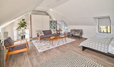 6098 Upper York Rd in New Hope, PA - Building Photo - Building Photo