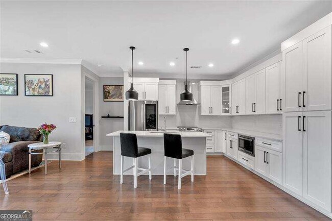 6890 Peachtree Blvd in Atlanta, GA - Building Photo - Building Photo