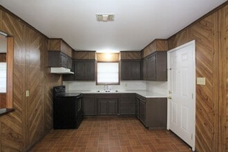 1428 E Houston St-Unit -1428 1/2 in Tyler, TX - Building Photo - Building Photo