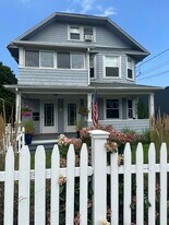 9 Cove Ave, Unit Apt B in Norwalk, CT - Building Photo
