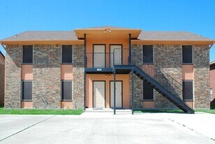 1708 Benttree Dr, Unit Apt 1 in Killeen, TX - Building Photo