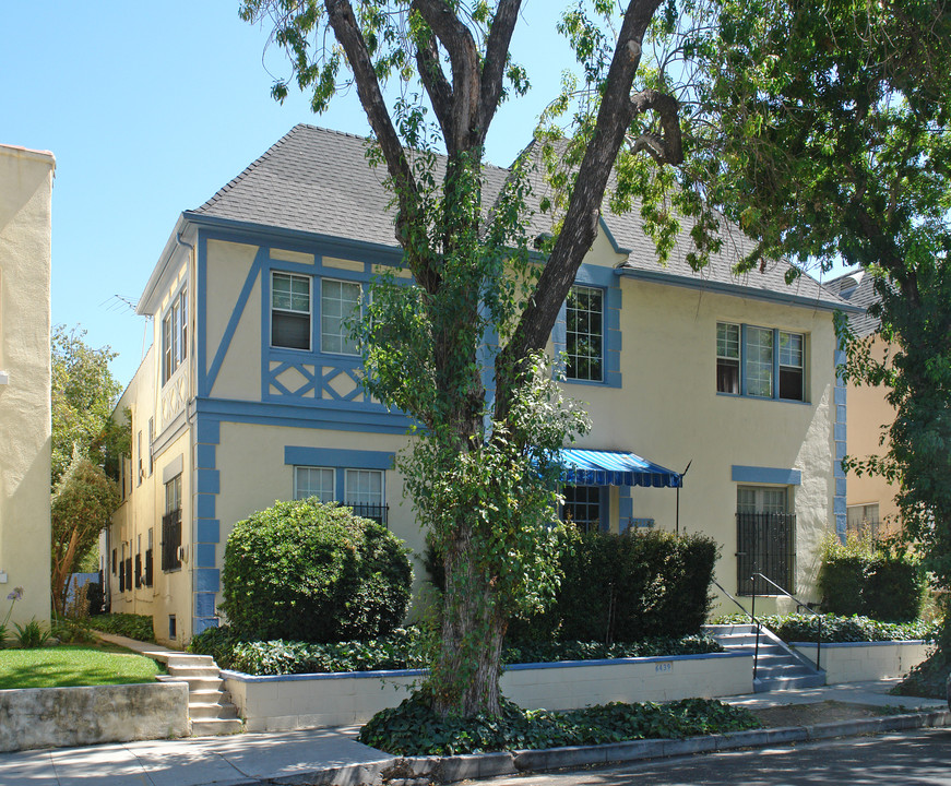 6439 Orange Street in Los Angeles, CA - Foto de edificio