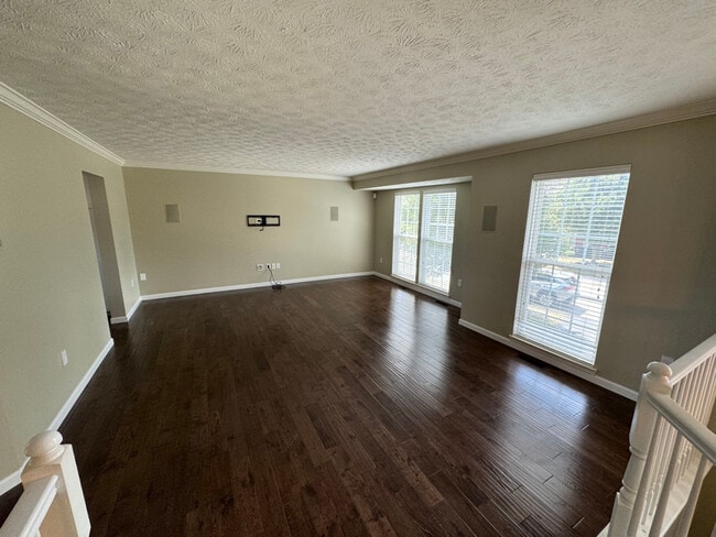 1713 Michael Dr in Pittsburgh, PA - Building Photo - Building Photo