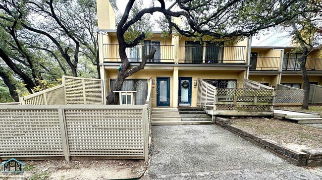 property at 8642 Fredericksburg Rd