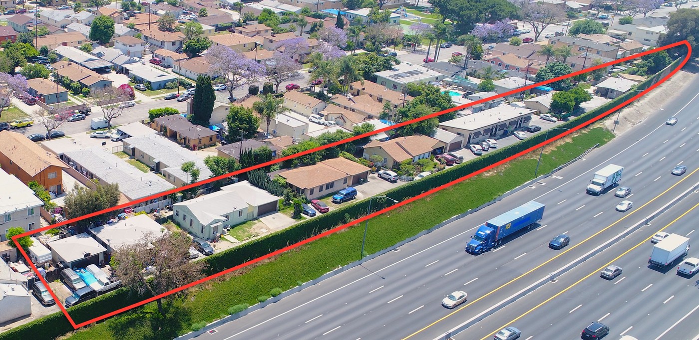 6516 Selfland Ave in Bell Gardens, CA - Foto de edificio