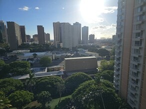 1519 Nuuanu Ave, Unit 1046 in Honolulu, HI - Building Photo - Building Photo