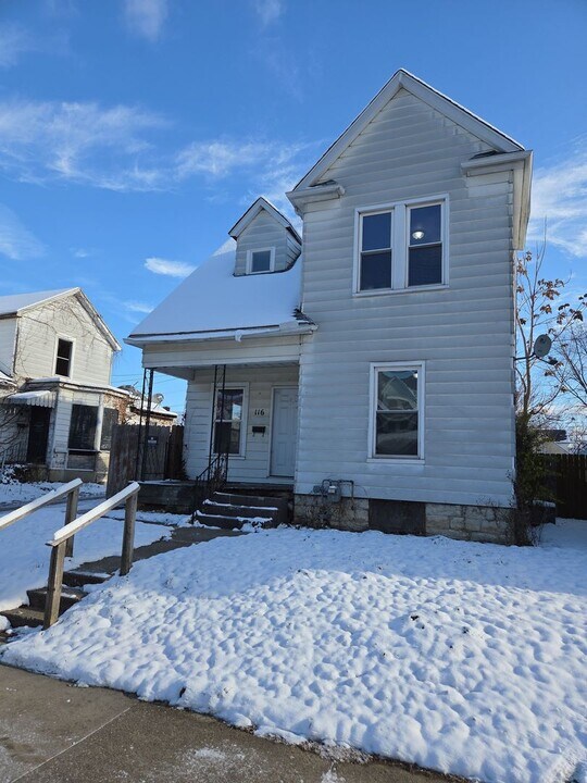 116 S Irwin St in Dayton, OH - Building Photo