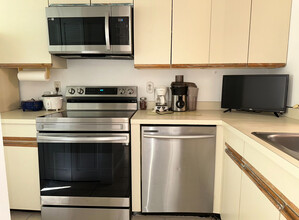 5310 Royal Palm Ave in Sarasota, FL - Building Photo - Building Photo