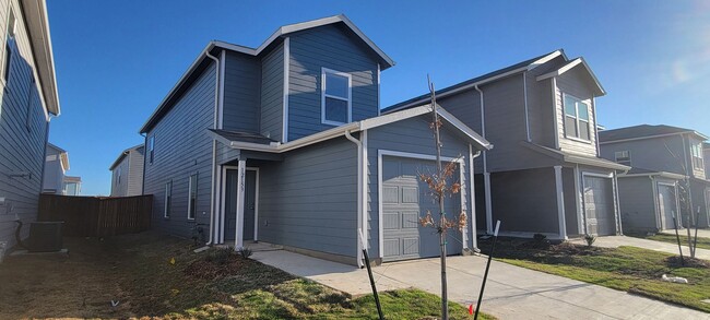12153 Morgan Dr in Aubrey, TX - Building Photo - Building Photo