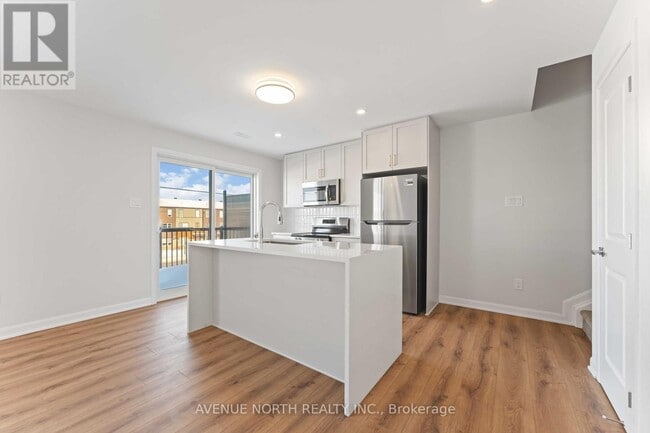 1213 Creekway Private in Ottawa, ON - Building Photo - Building Photo