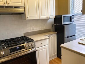 284 Magnolia Ave in Jersey City, NJ - Building Photo - Building Photo