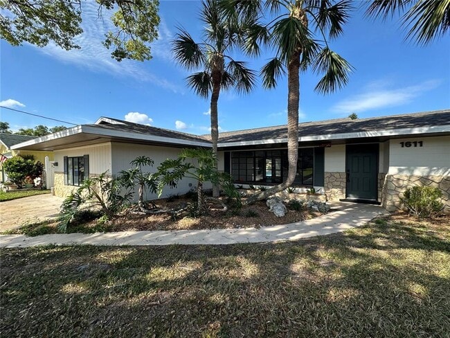 property at 1611 Canal Ct