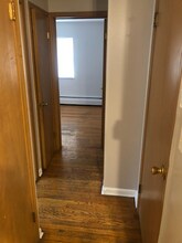 4811 Cadieux Rd in Detroit, MI - Building Photo - Building Photo