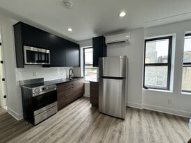 531 E 187th St in Bronx, NY - Building Photo