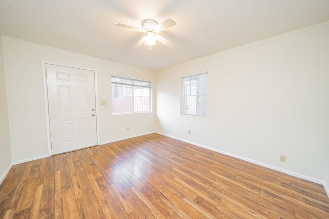 1215 E 5th St in Benicia, CA - Building Photo - Building Photo