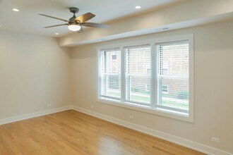 3529.5 N Broadway in Chicago, IL - Building Photo - Building Photo