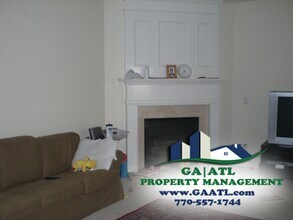 1687 Overview Cir SW in Lawrenceville, GA - Building Photo - Building Photo